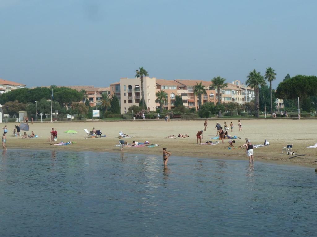 La Londe Les Maures Apartment Bagian luar foto